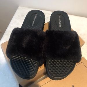 Women’s slides